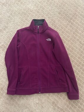 The North Face Women's Full-Zip Fleece Jacket in Plum